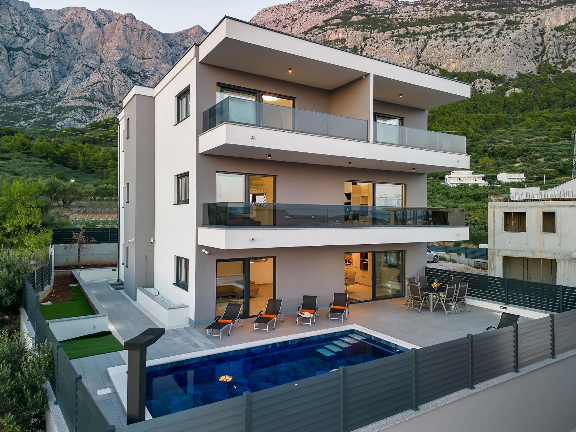 Villa Adria Макарска Экстерьер фото