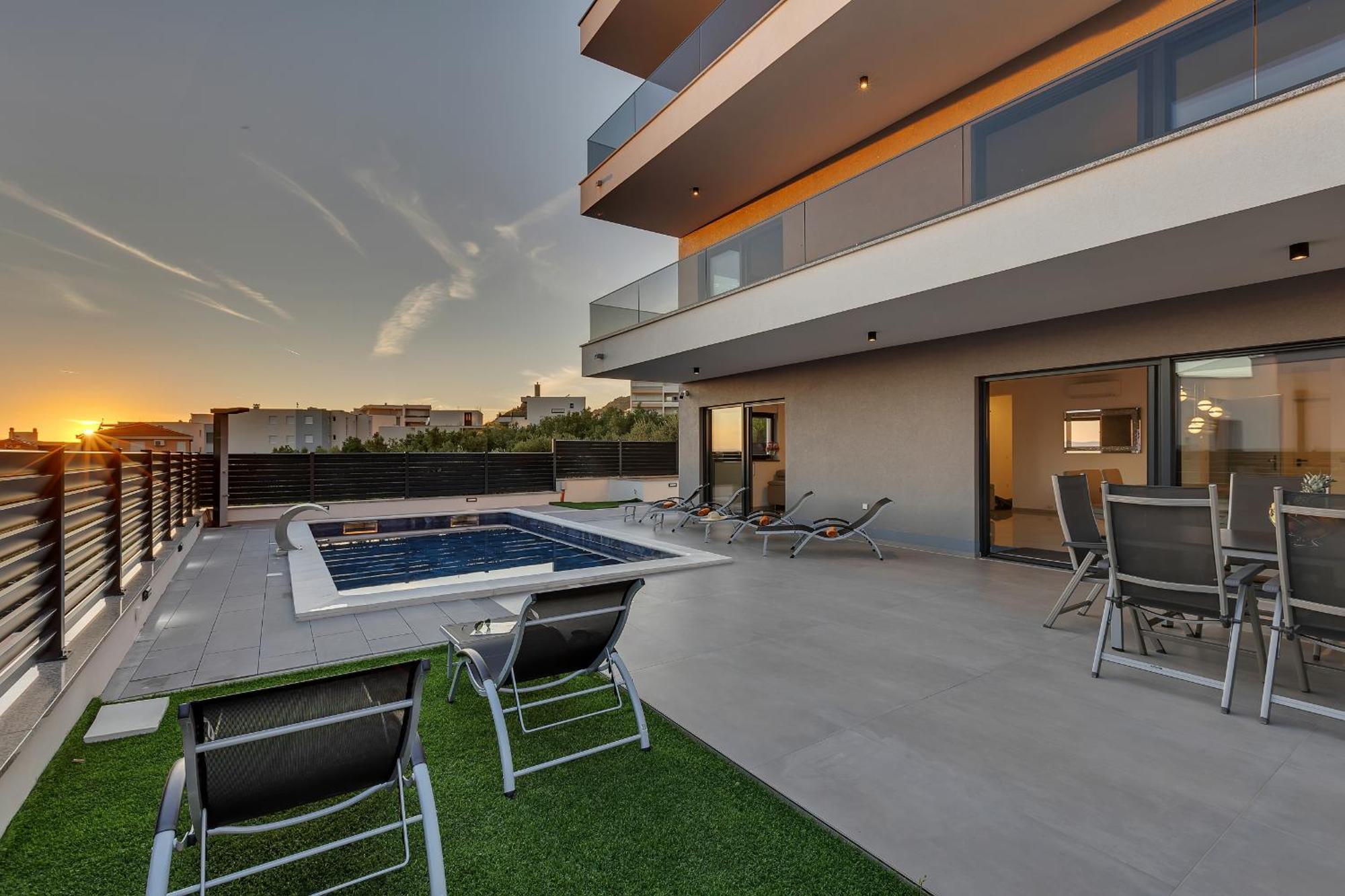 Villa Adria Макарска Экстерьер фото