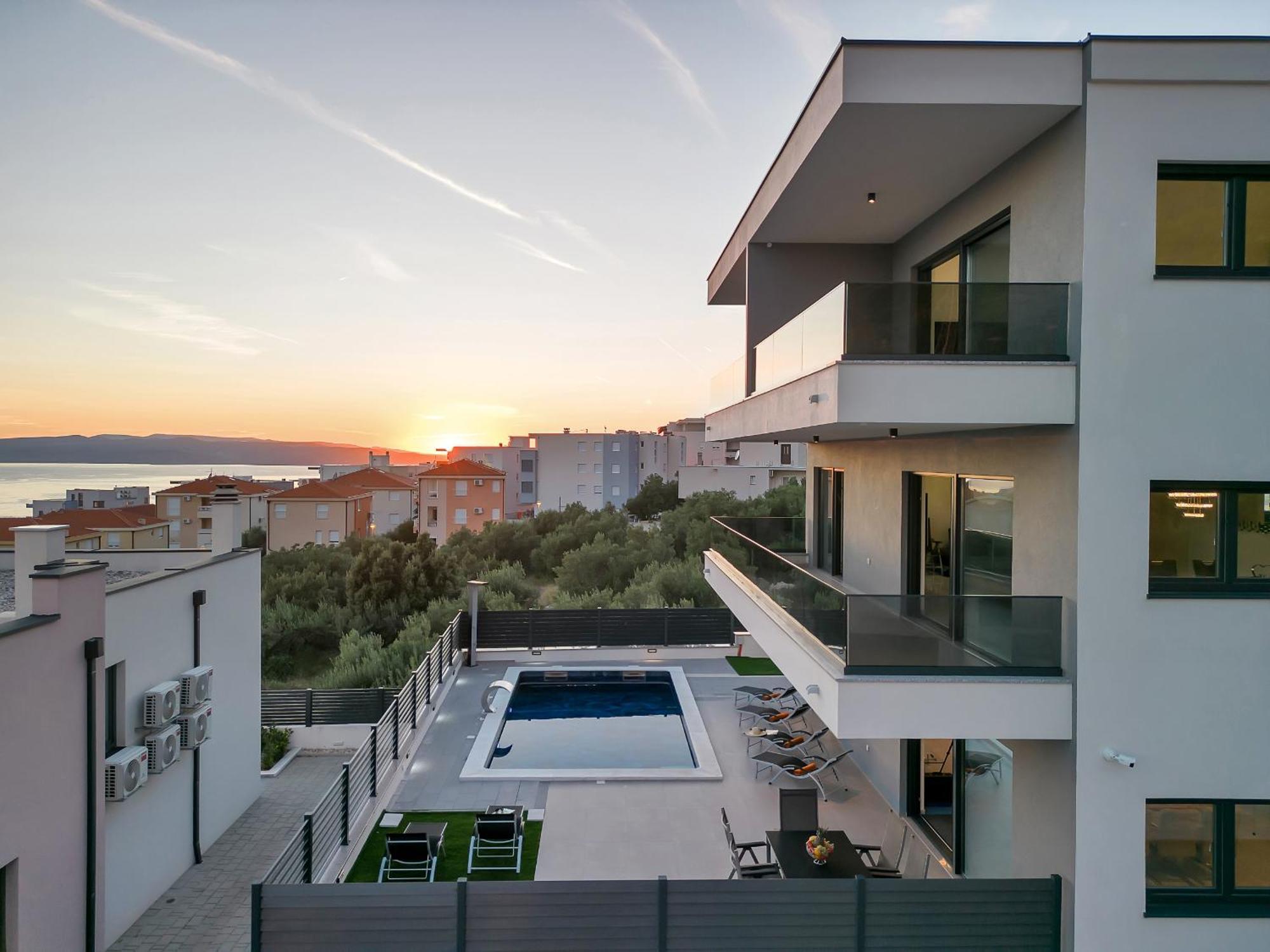 Villa Adria Макарска Экстерьер фото